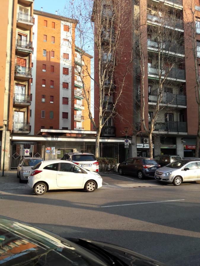 Grazioso Bilocale A Pochi Passi Dalla Metropolitana Sesto San Giovanni Exterior foto